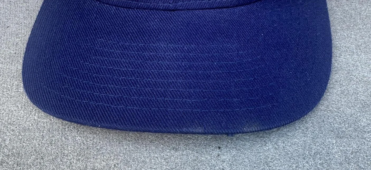 minor marks on brim .jpg