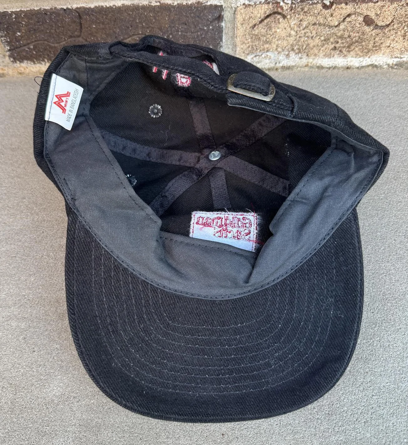 inside of Goldman Sachs hat.jpg
