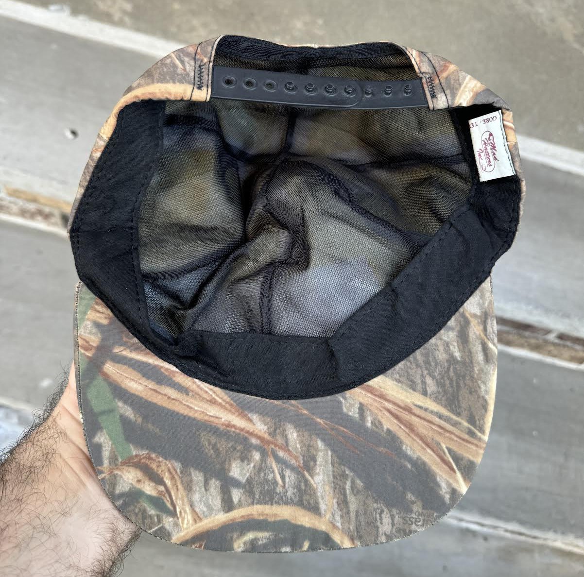 Inside of Gore-Tex Mossy Oak .jpg