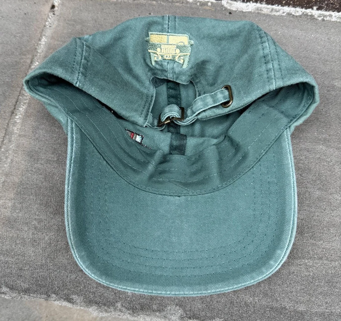 inside of Hummer Cap .jpg