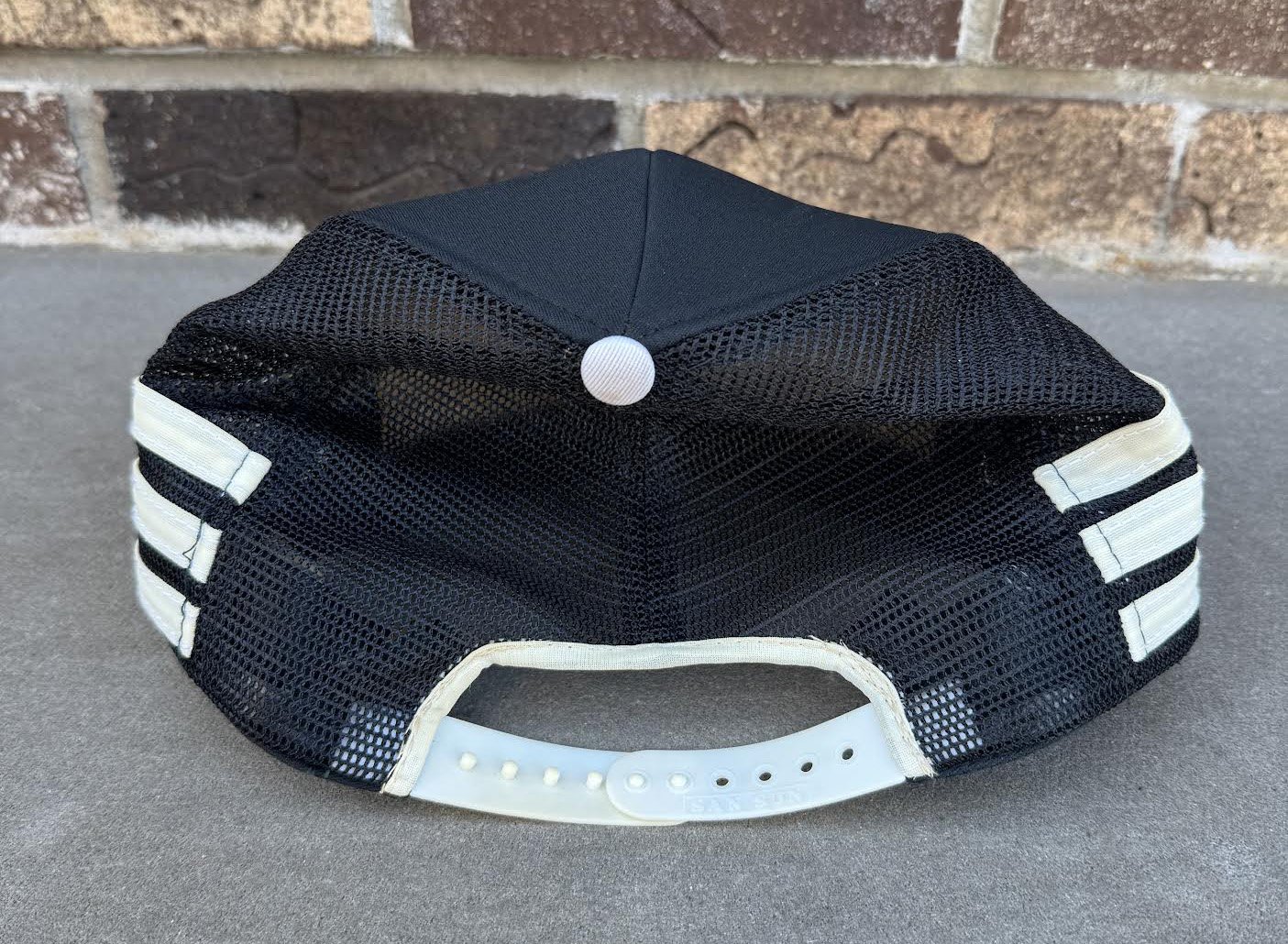 back of Smith And Wesson Hat.jpg