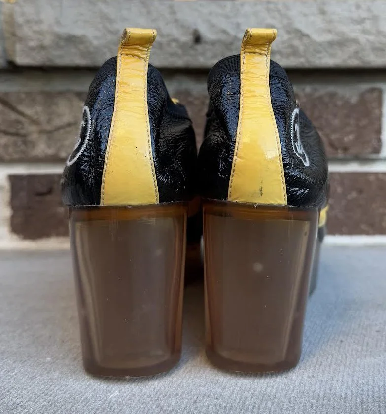 Back of Chanel Shoes .jpg