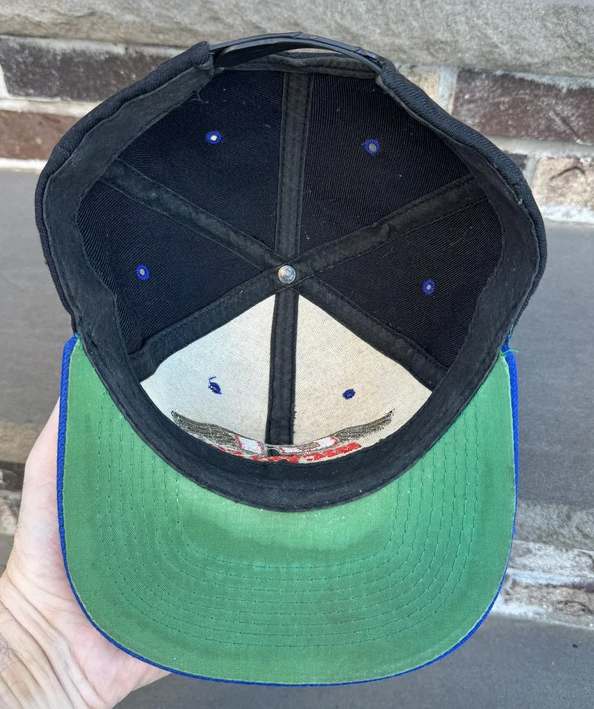 inside of GT Bicycles Hat.jpg