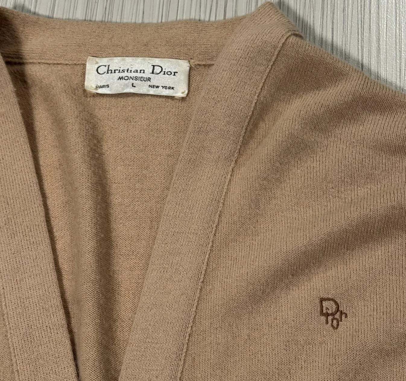 Dior logo.jpg