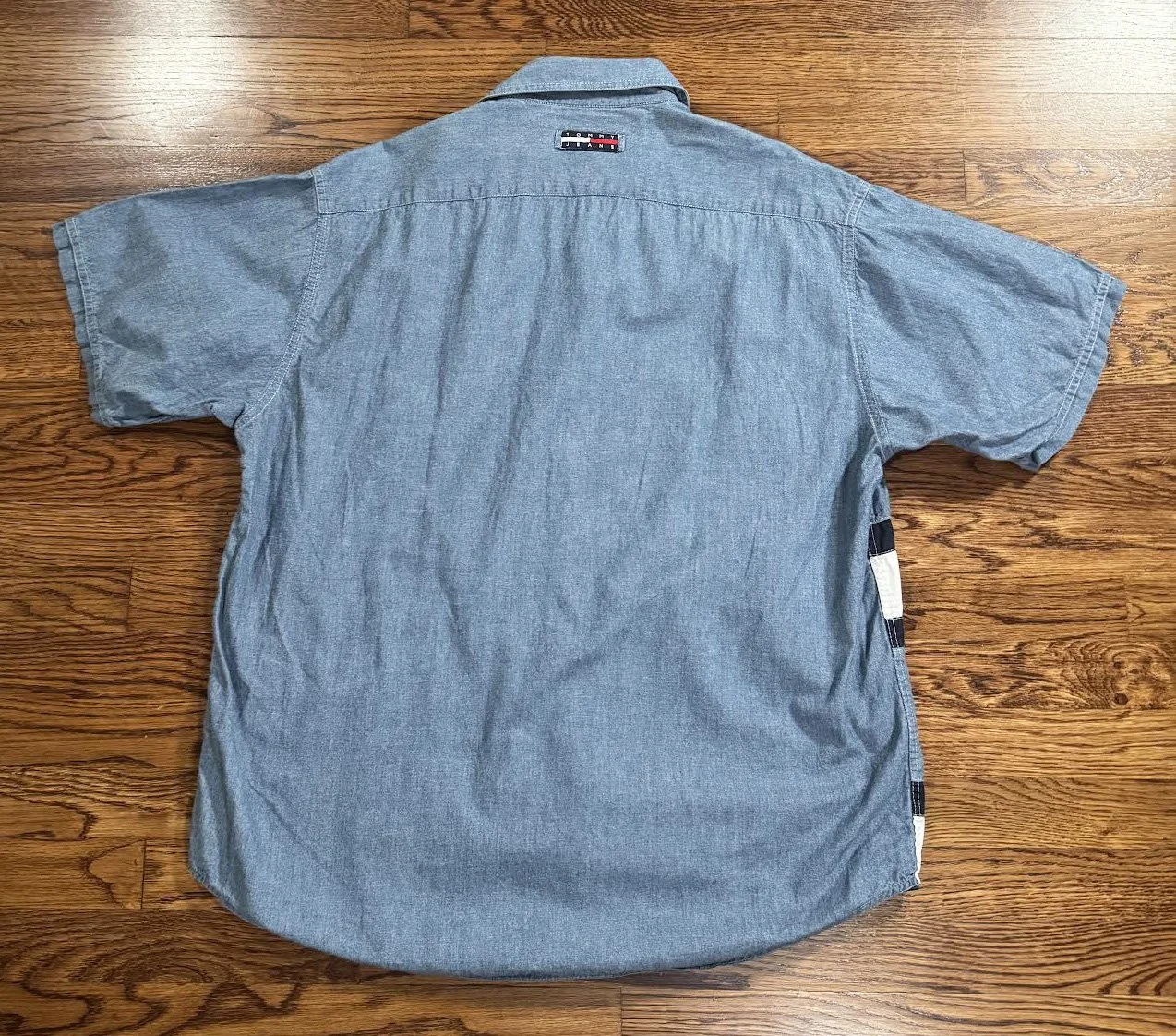 back of Tommy jeans shirt .jpg