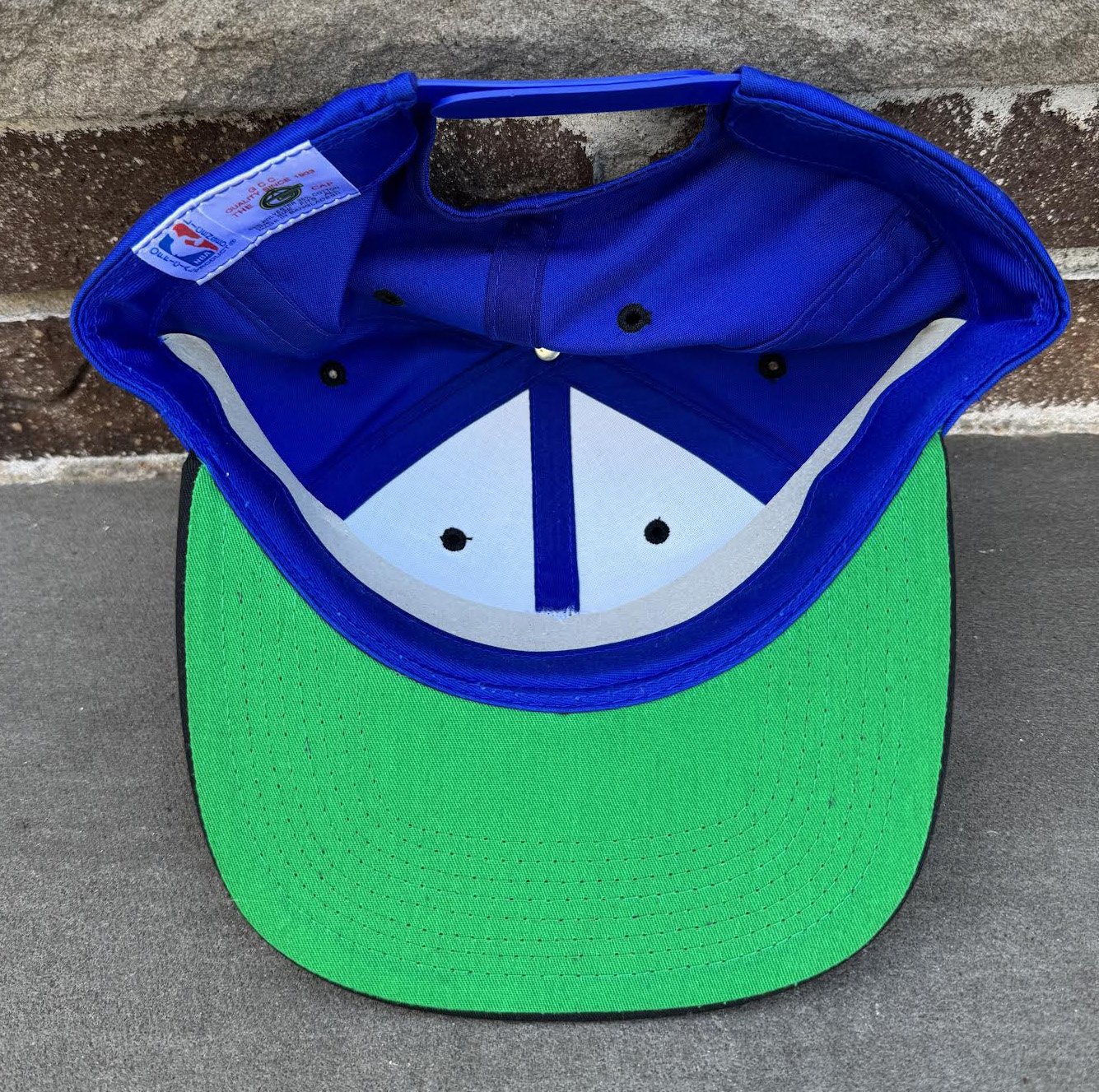 inside of Knicks G Cap.jpg