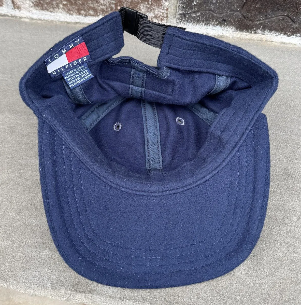 inside of tommy cap .jpg