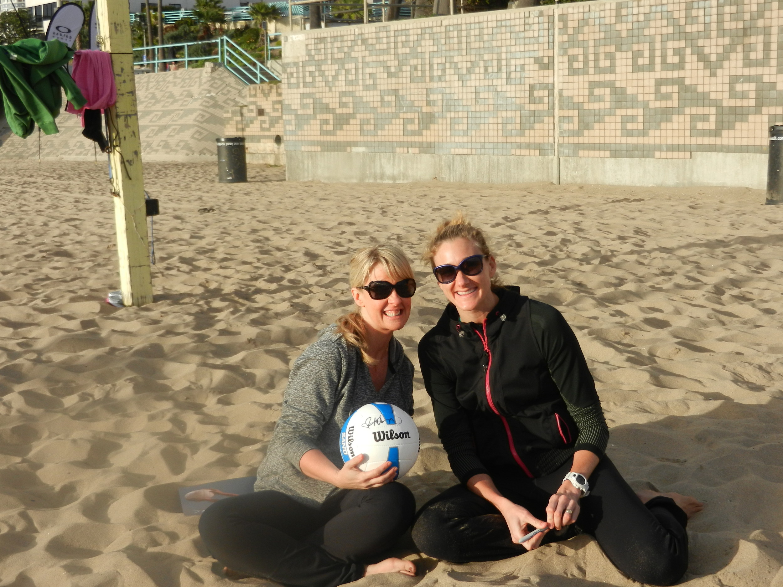 yup, that's me and yup, that's Kerri Walsh and YUP I did actually play volleyball with her. WHAT?