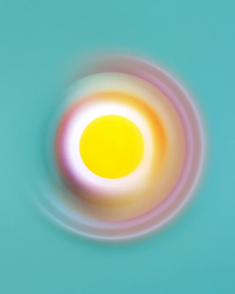 Jessica Eaton Georgia 01 (Georgia O’Keeffe, Pelvis Series - Red With Yellow, 1945), 2016 archival pigment print © Jessica Eaton, Courtesy of the artist and M+B Gallery, Los Angeles 