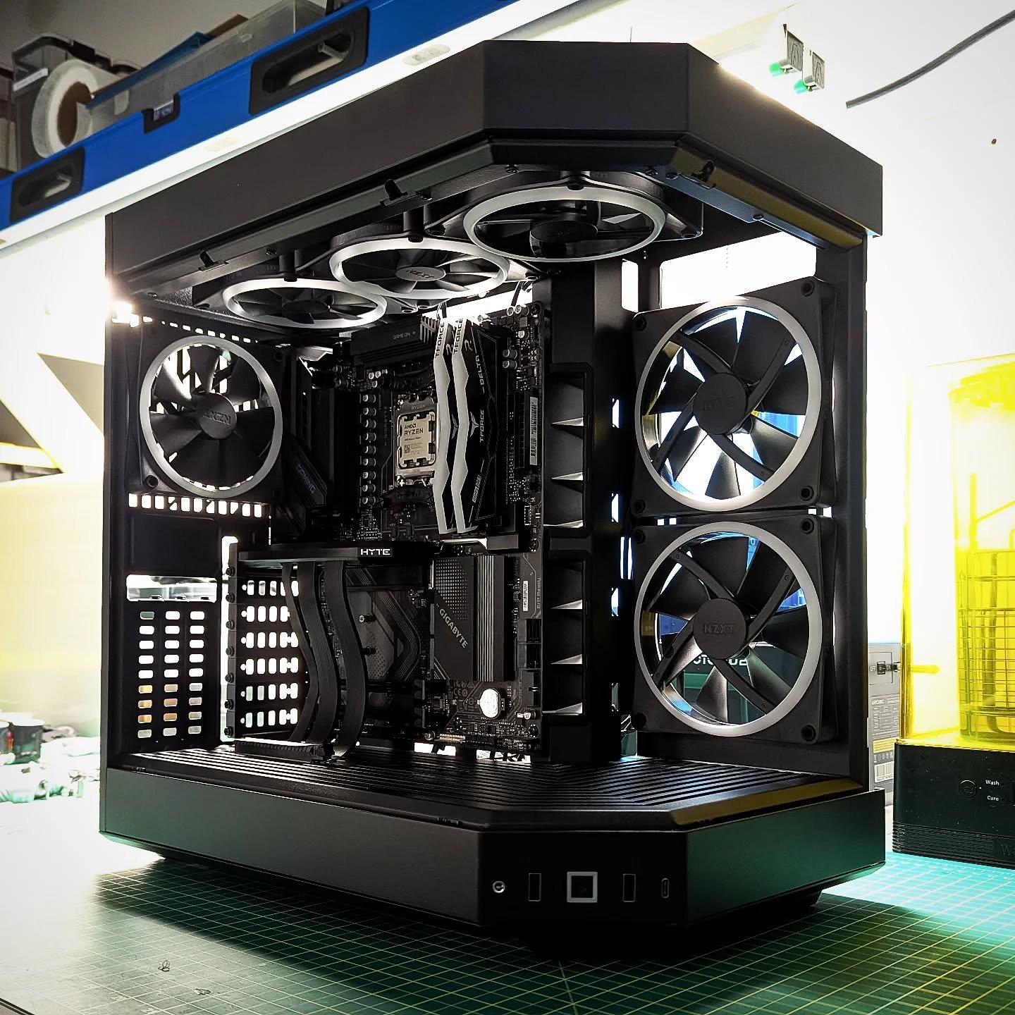 ...it's not lost on me that this computer has a 9 series processor. Maybe a big red light is in order. #skynetcares #pcmasterrace #hal9000 #instamachinist