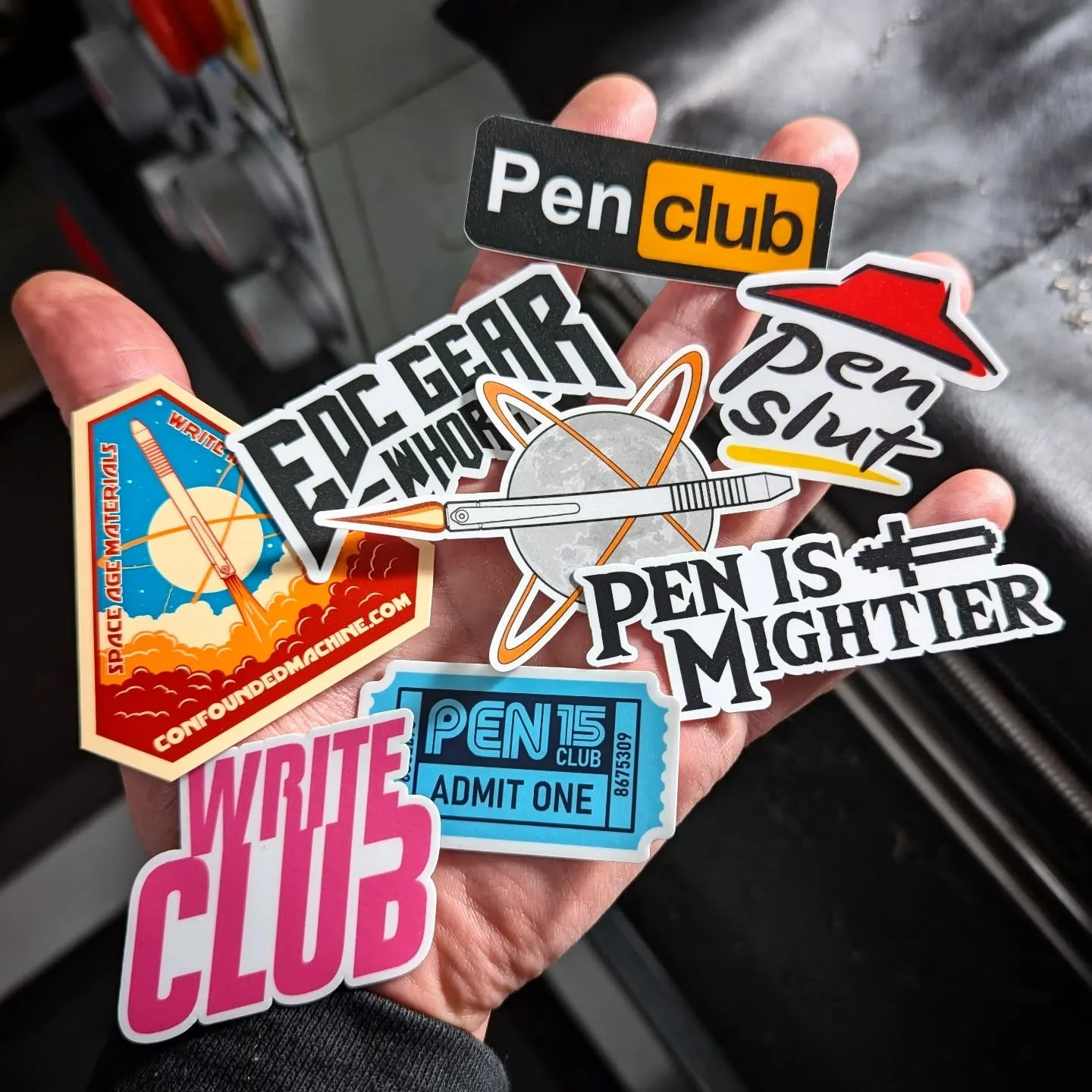 Pen nerd stickers on the site, be the coolest kid on the block and get yourself a pack (link in bio). #pensofinstagram #edc #edcgear #stickers #madeincanada🇨🇦