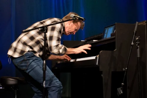 LC-PianoSolo2.jpg