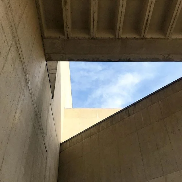 👀 Sky&rsquo;s the limit.
-
#brutal #brutalism #brutalistarchitecture #amherst #umassamherst #renovation #topsofthings