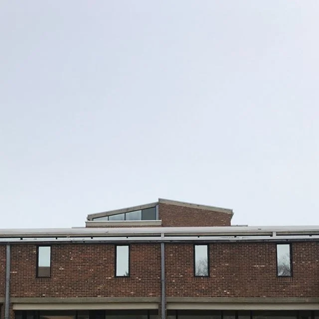 Midcentury tops.
-
#topsofthings #midcentury #midcenturymodern #brick #concrete #construction #accessibility #capecod #capecodcommunitycollege #architecture