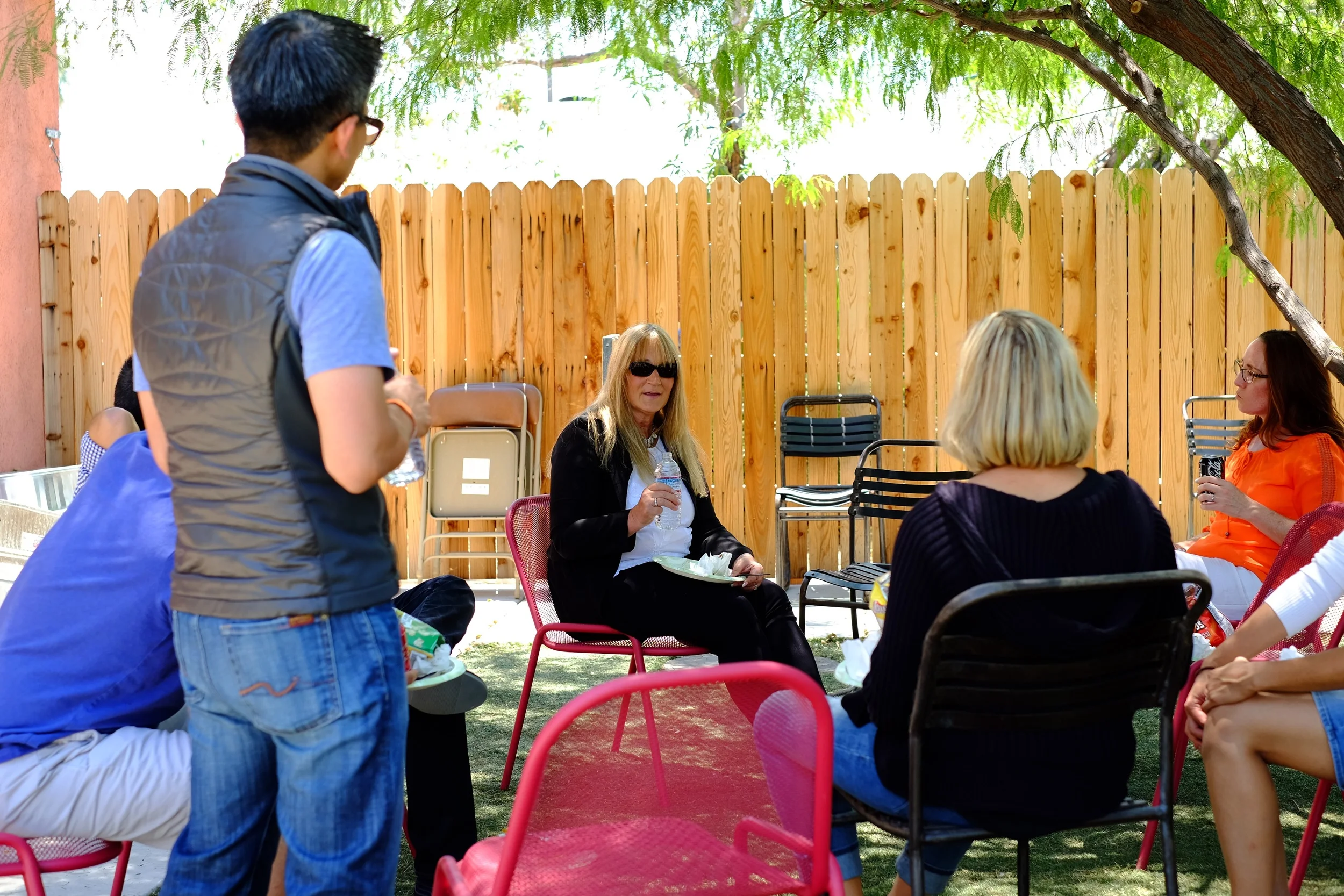 Lunch break was held in the back yard. One of the benifits to keeping a class small is that you can relax with the instructor and even get to know them during the breaks. Here Irene Davis holds court over some cold drinks and lunch.