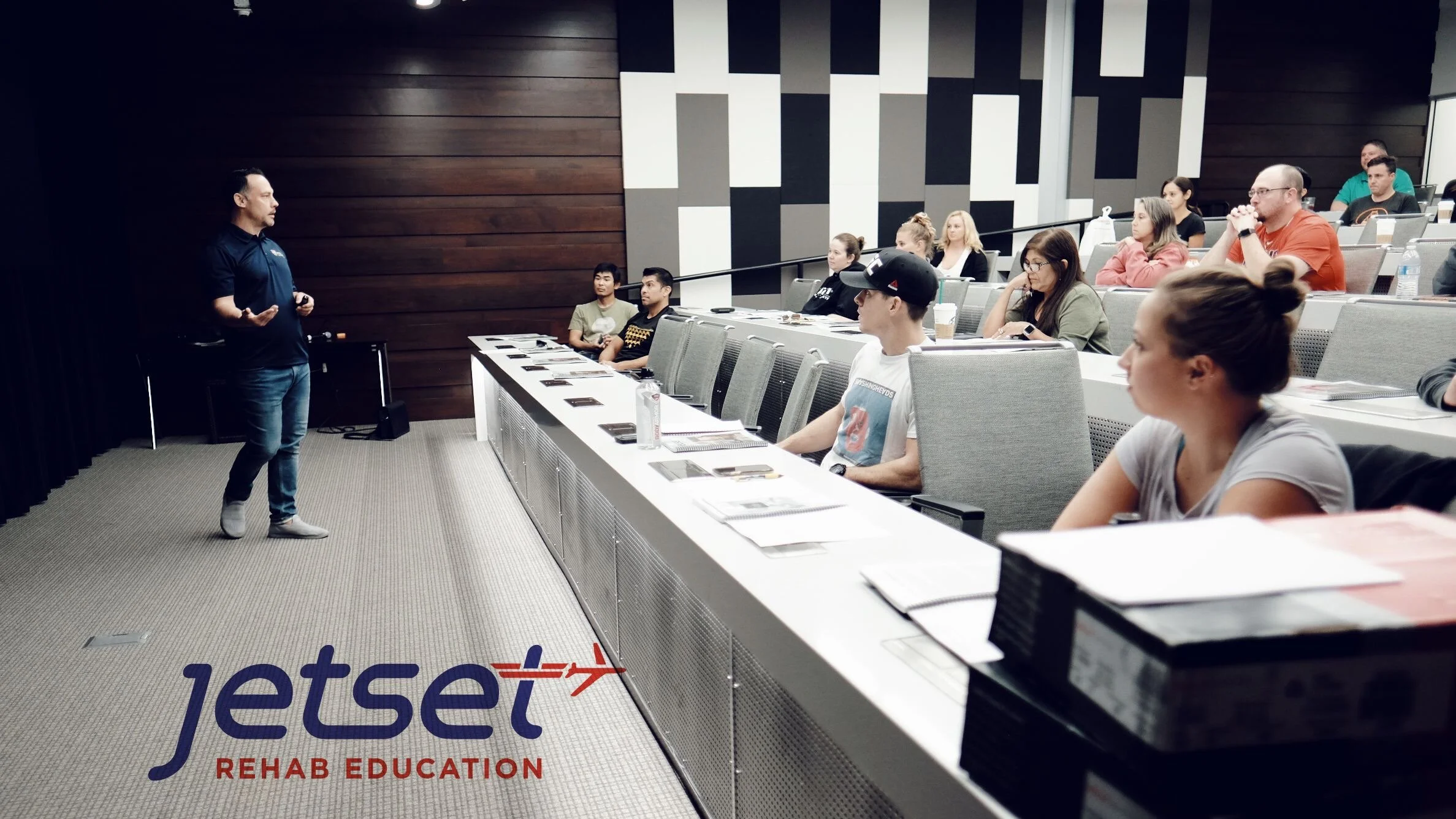 students listening to lecture at course in Vegas