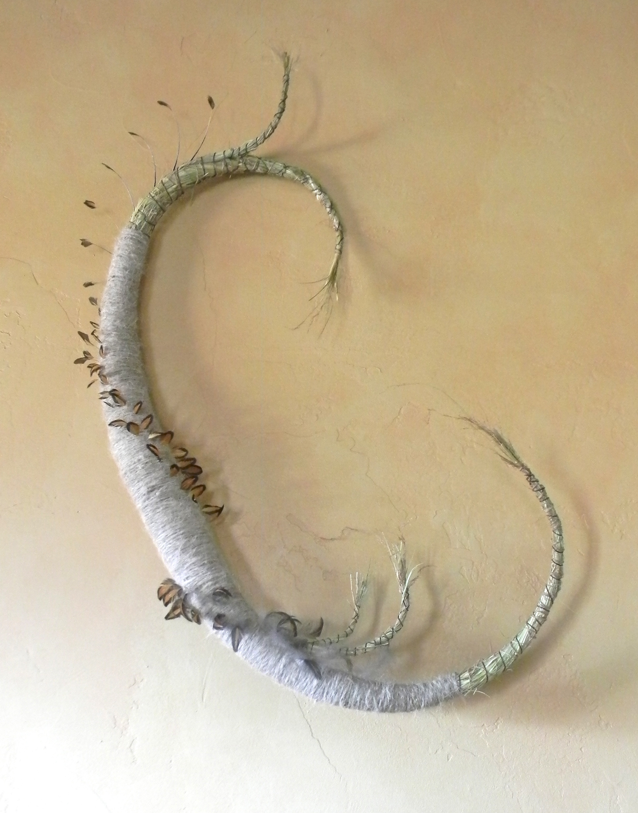 Curl 24" x 24" Hay, horsehair, chicken feathers