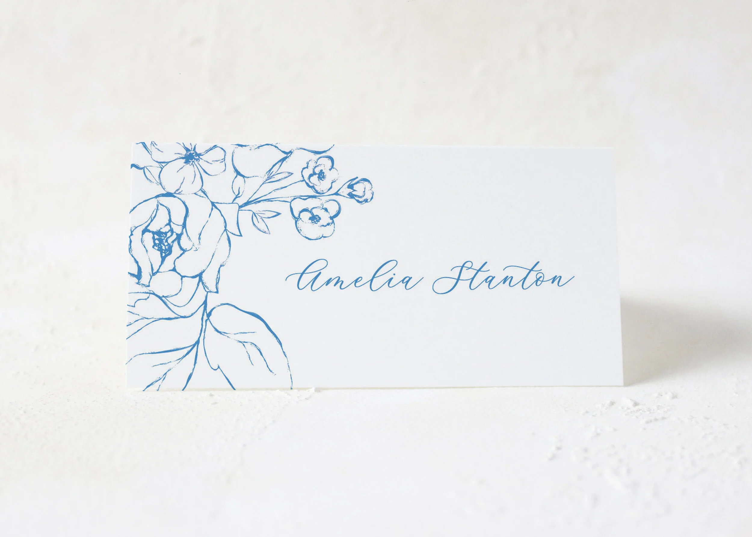 Amelia - Classic Floral Place Cards