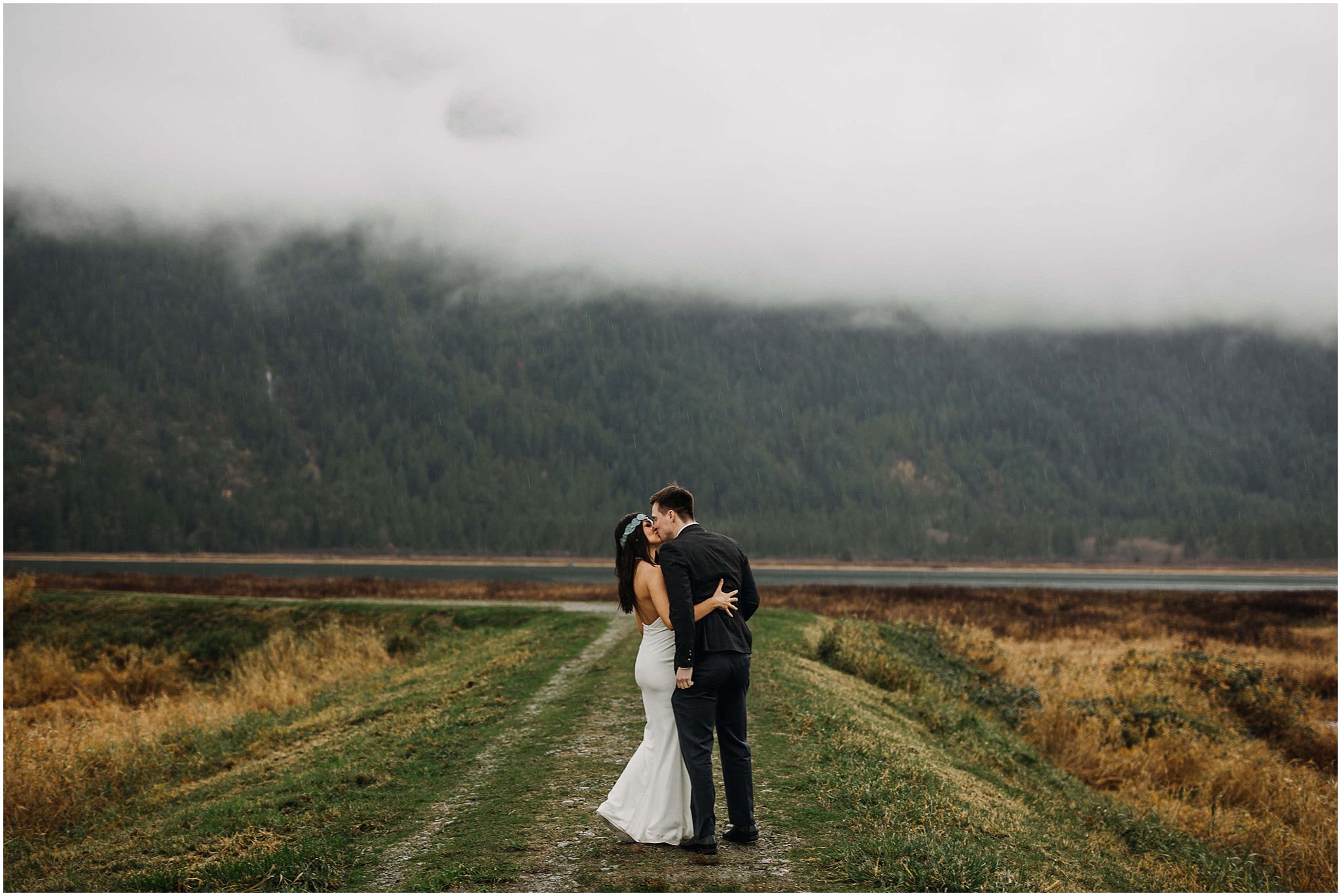 bride groom kiss pitt lake marsh foggy pnw