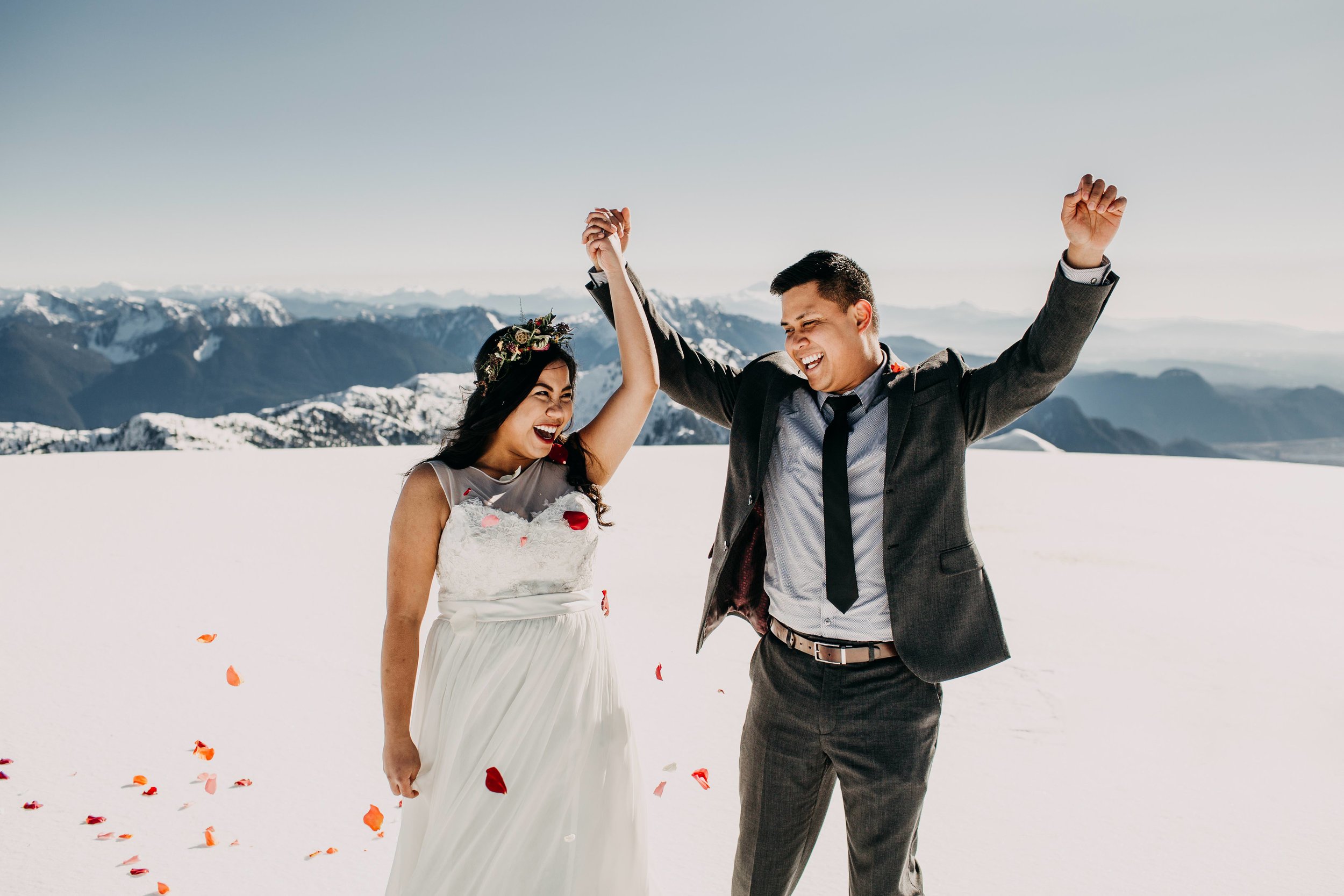 bride and groom wedding portrait on mountain top in vancouver (Copy)