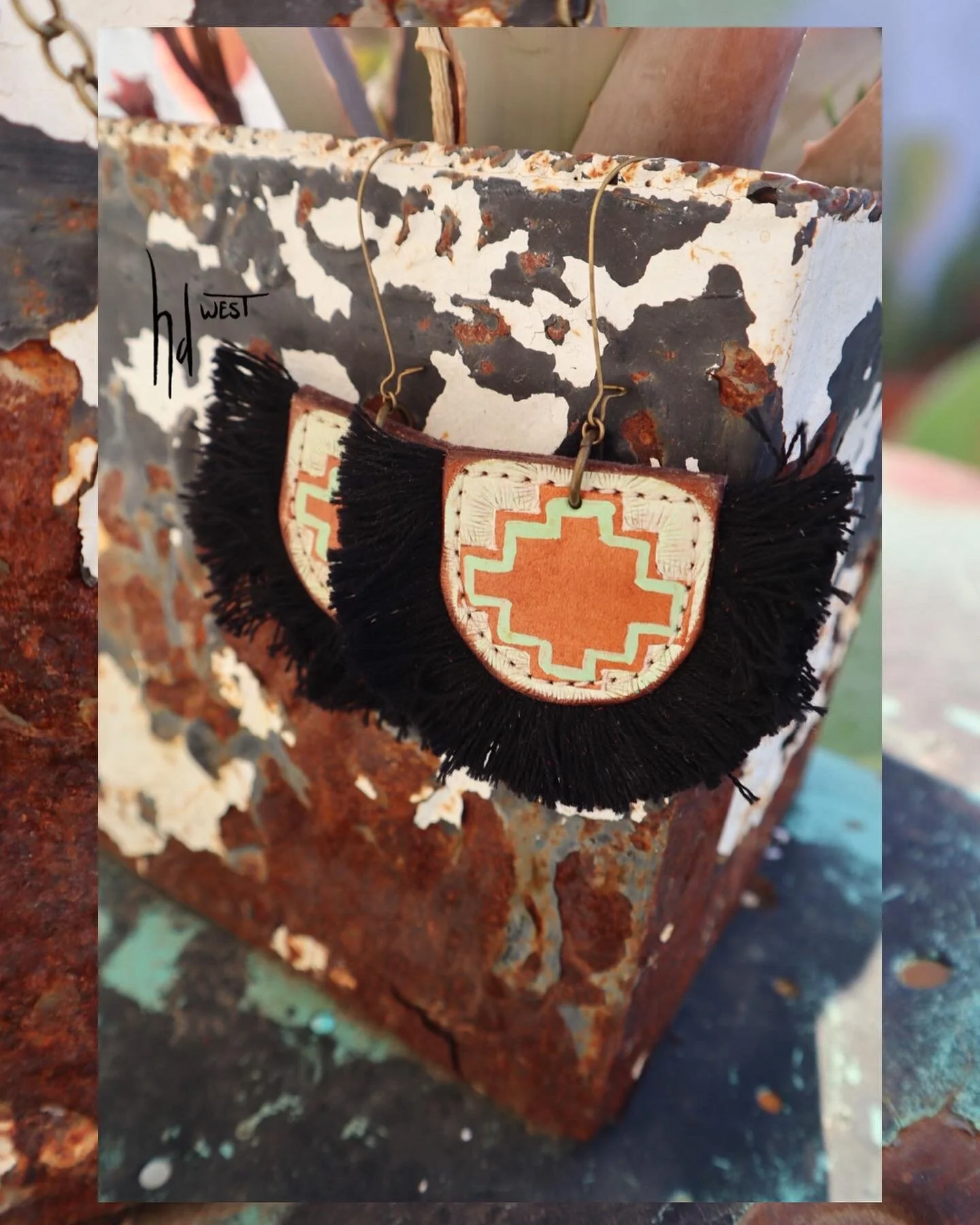 25E3D7FE-62BA-432C-B6AA-3B7780049D06