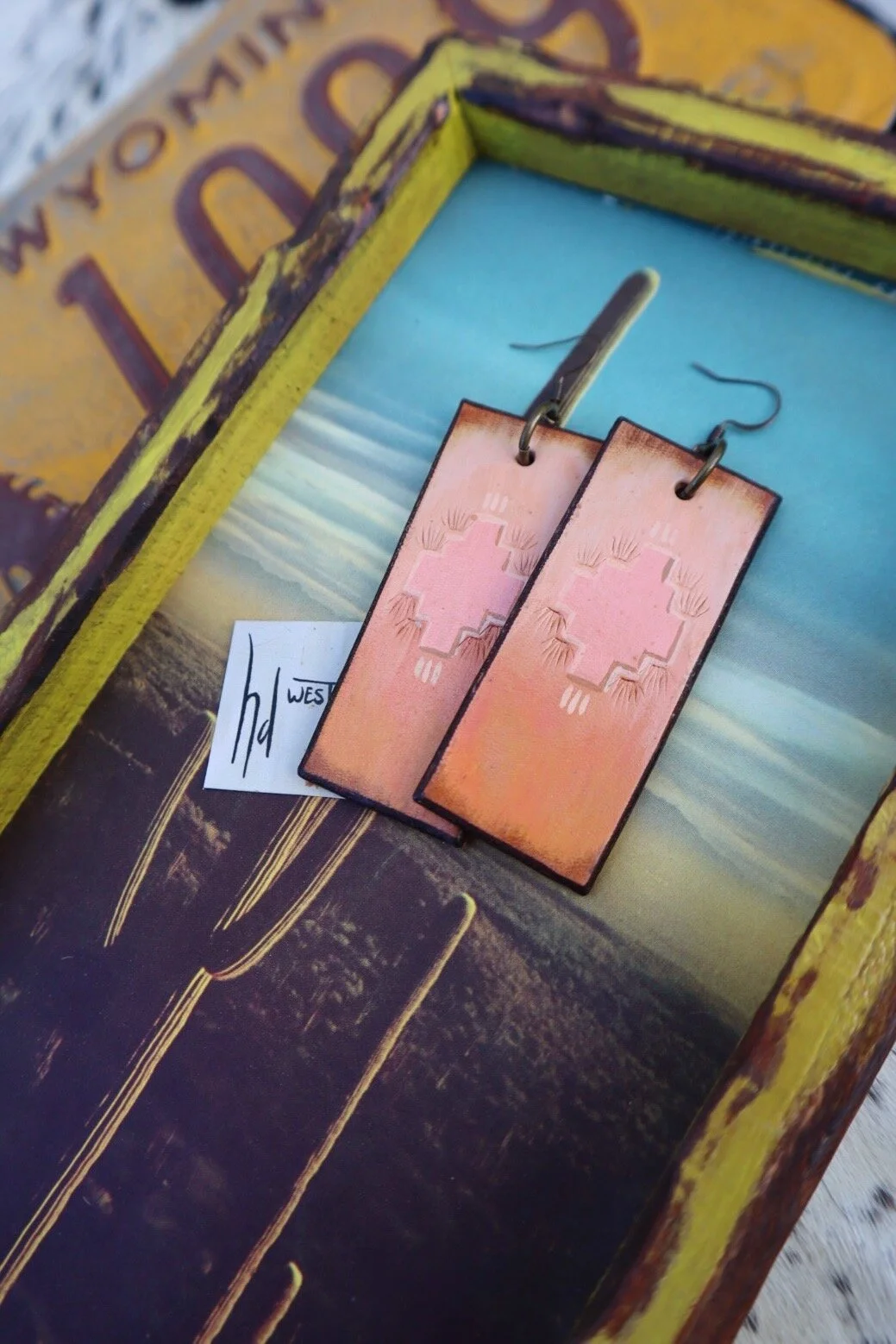 031B29C9-5F67-4A17-BBDE-4EC2271B276A