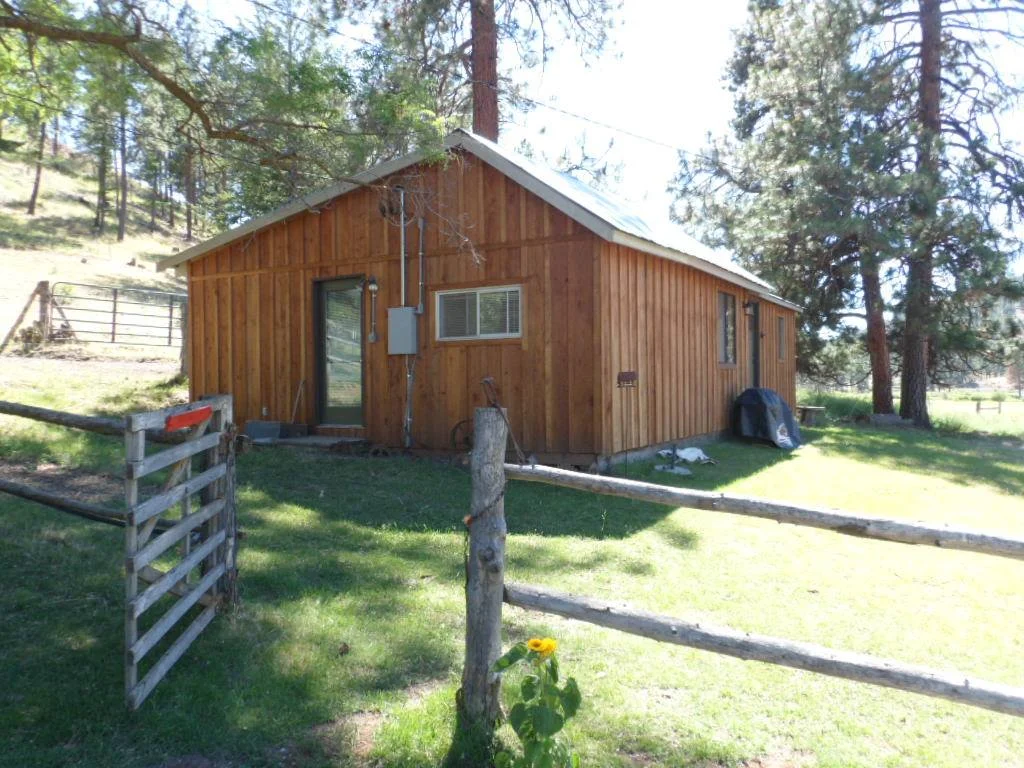 Bunkhouse — Wine Down Ranch
