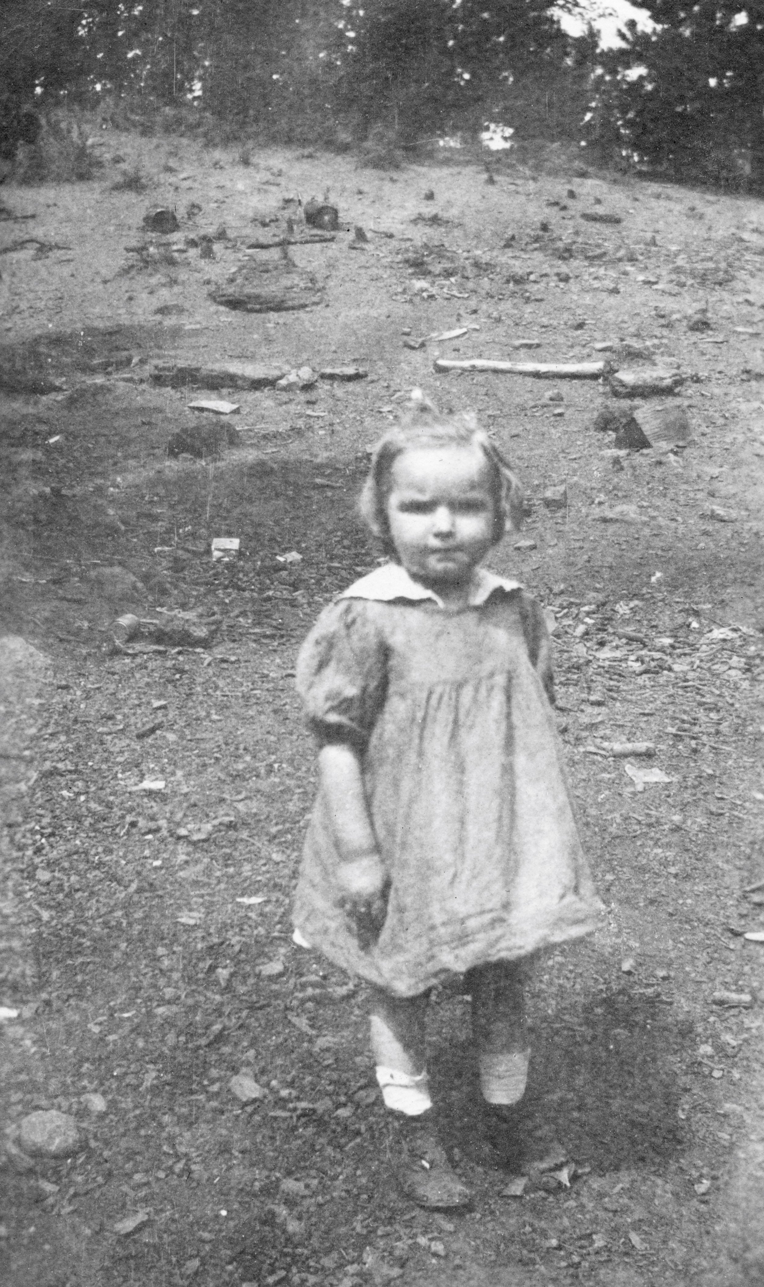 Unknown young girl at Demaris ranch.jpg