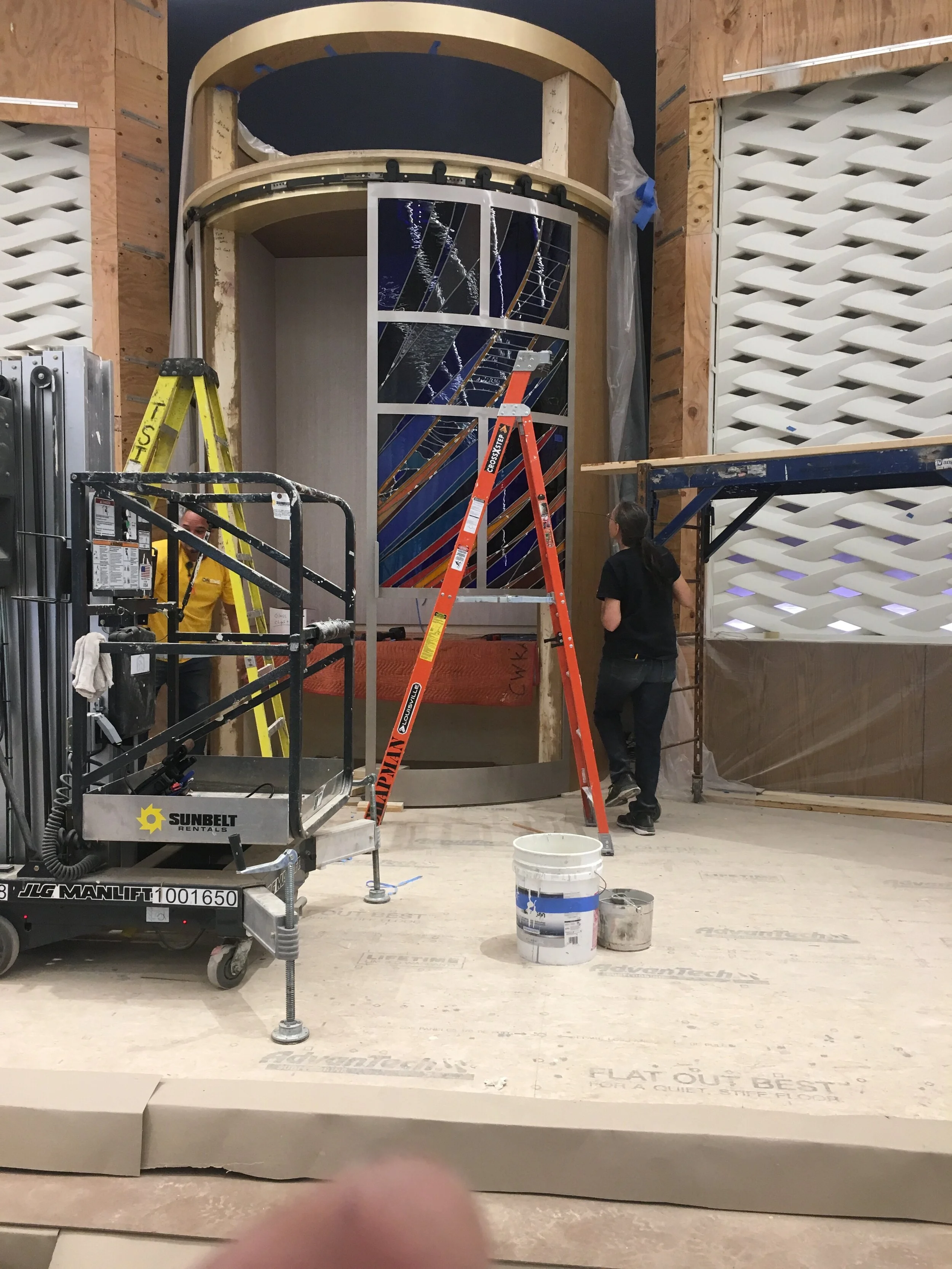  Ark with one door of glass completely installed. 