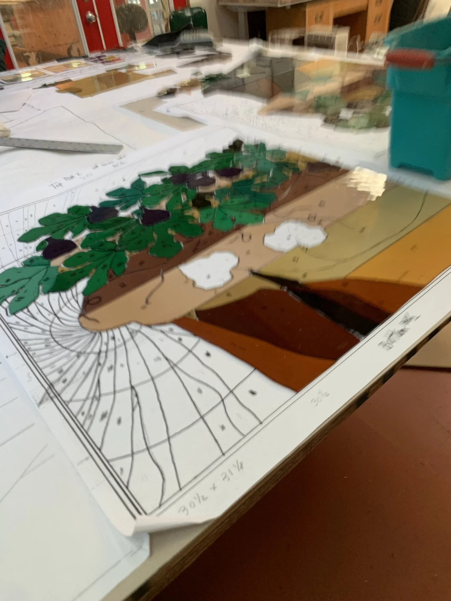    Glass cutting continues 
