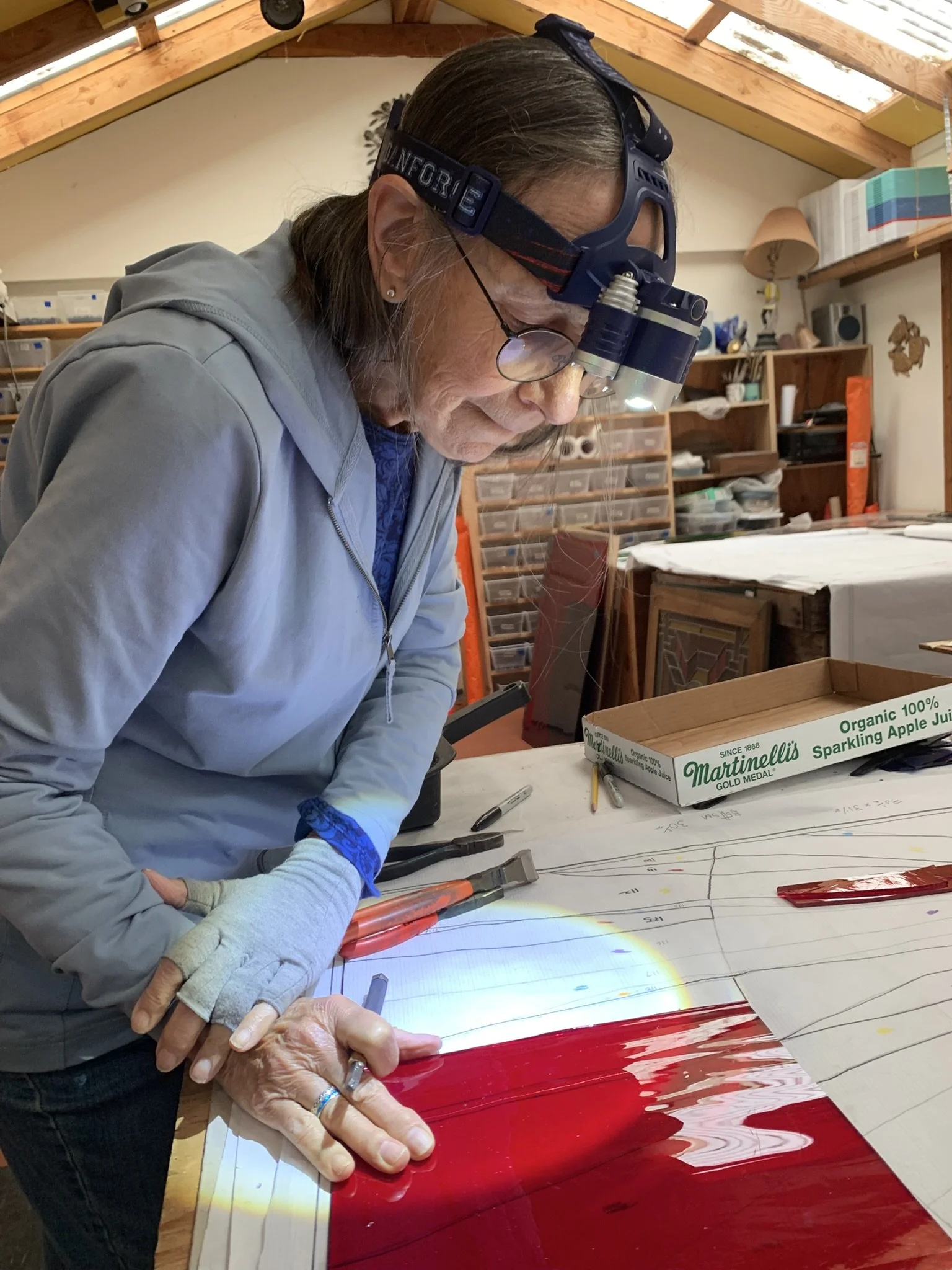  Michelle works at cutting glass 