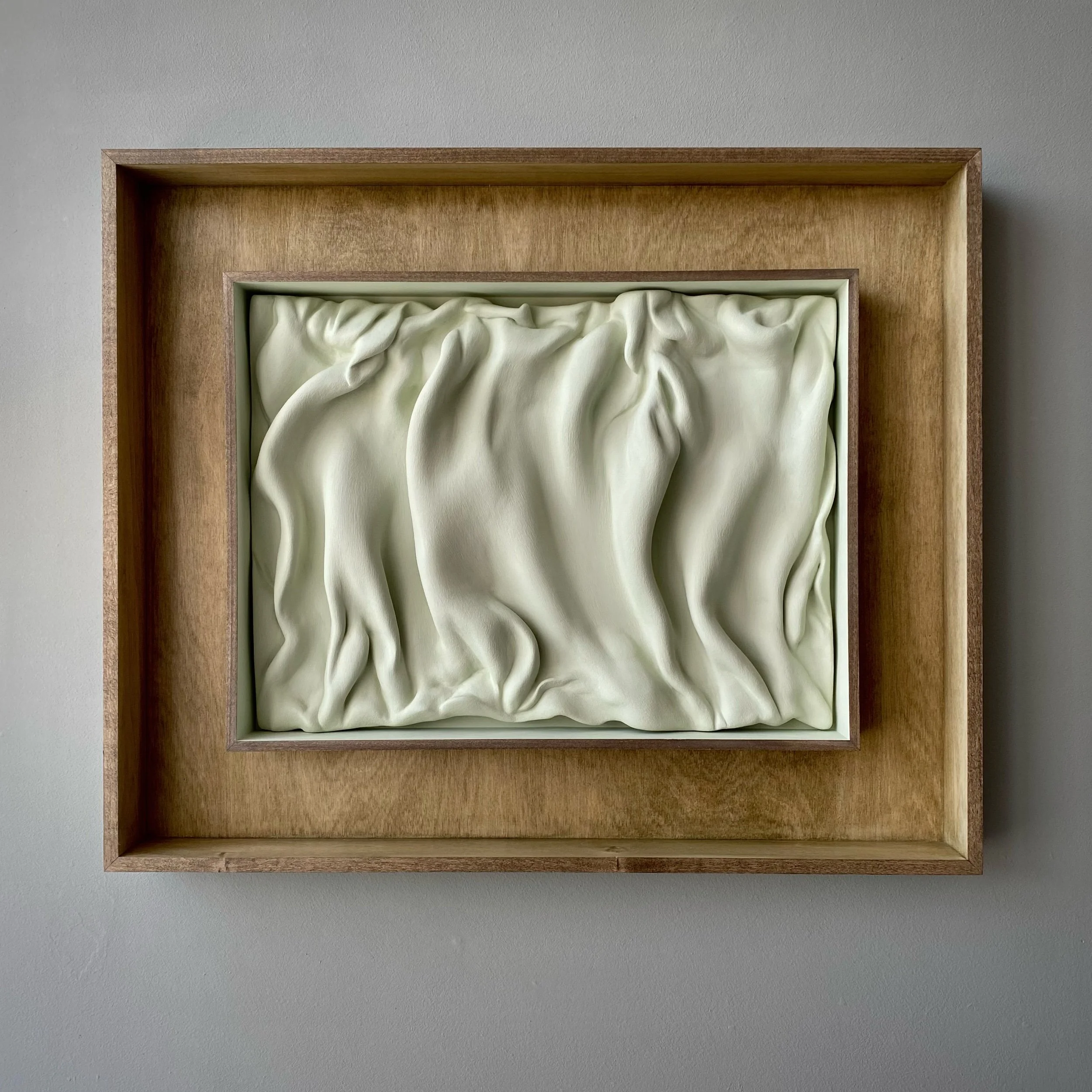 ghosts in an english garden (2022)