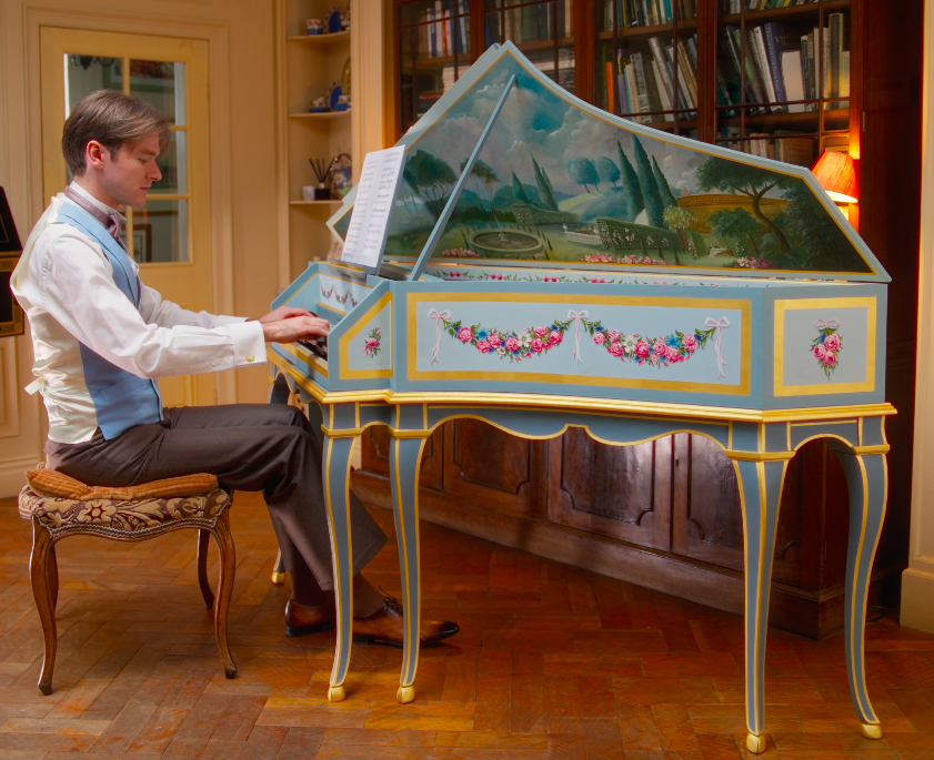 A festive spinet recital for Christmas