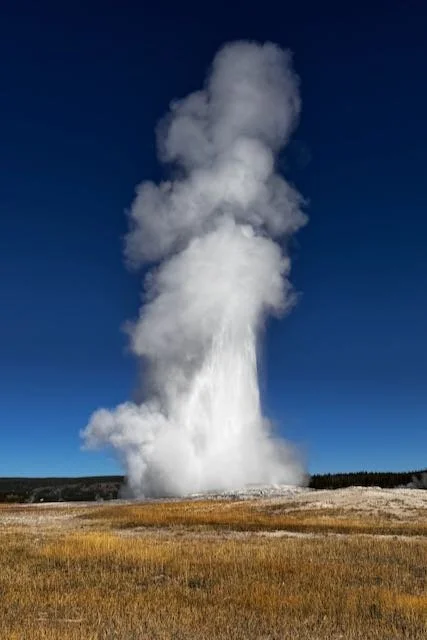Yellowstone Blogpost - 23 of 25.jpeg