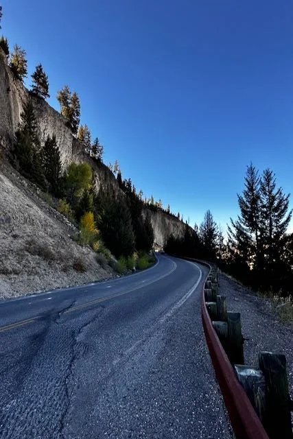 Yellowstone Blogpost - 11 of 25.jpeg