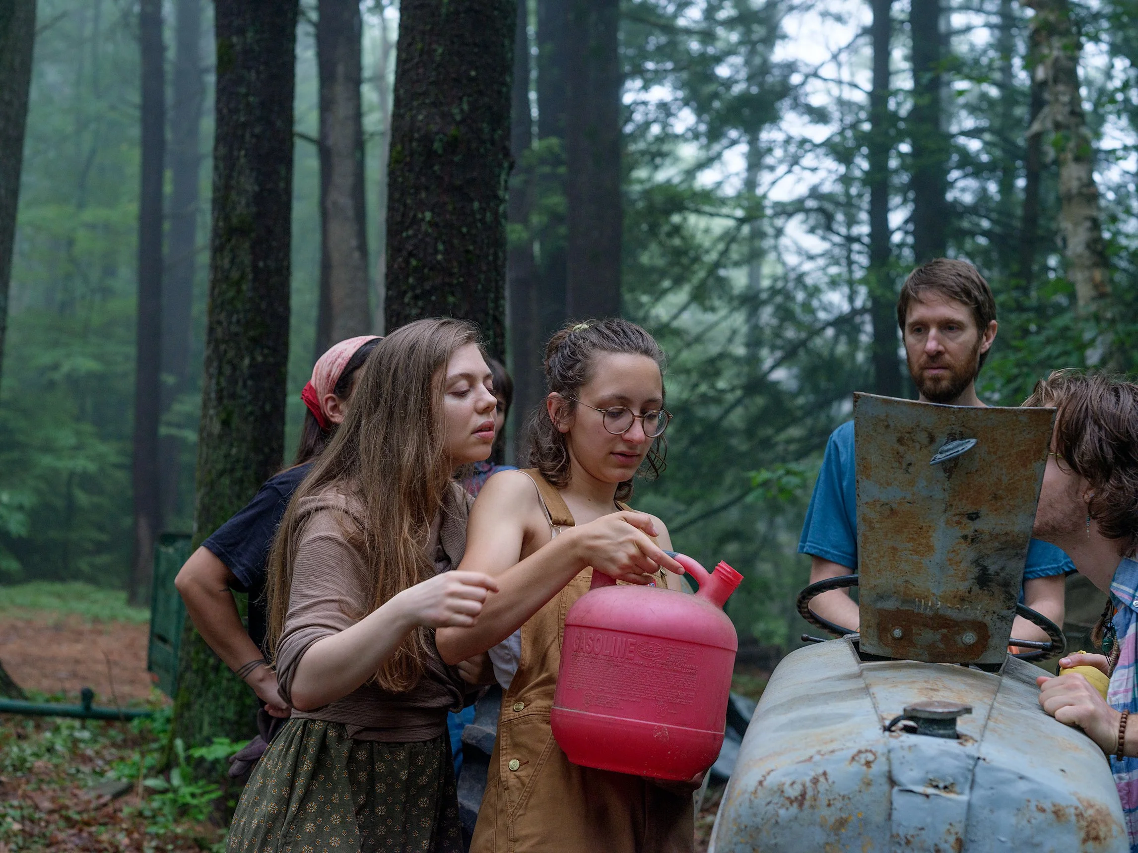 Sirius_Joyful Productivity_Teen Vogue_Holly Lynton_3757-1.jpg