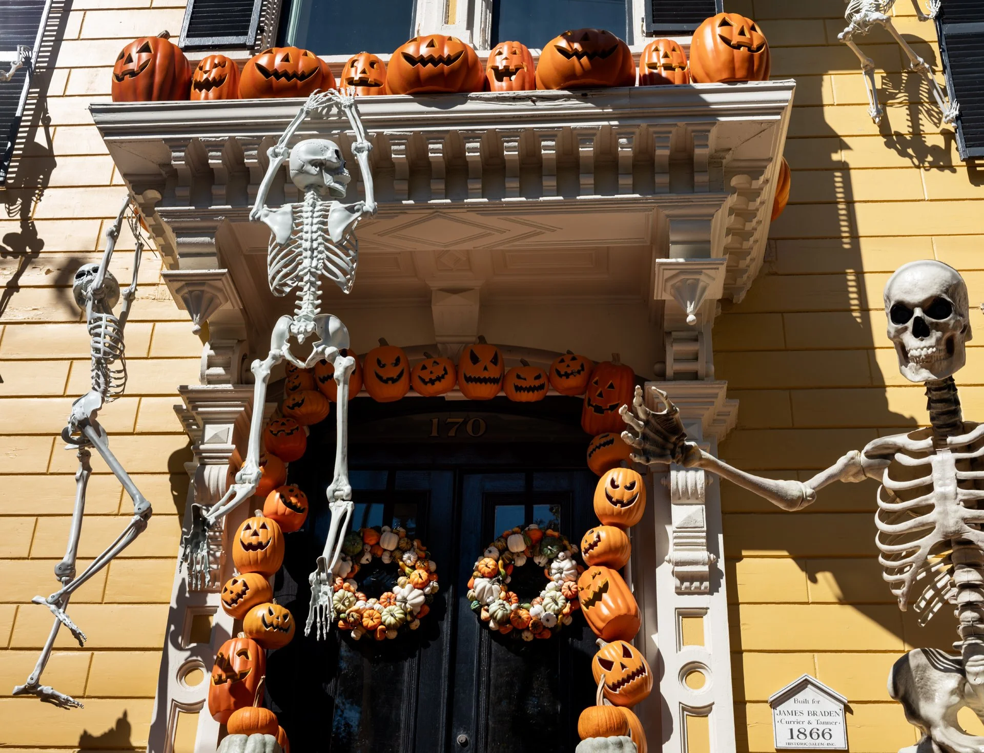 Salem Yellow House_6913-12-k-2.jpg