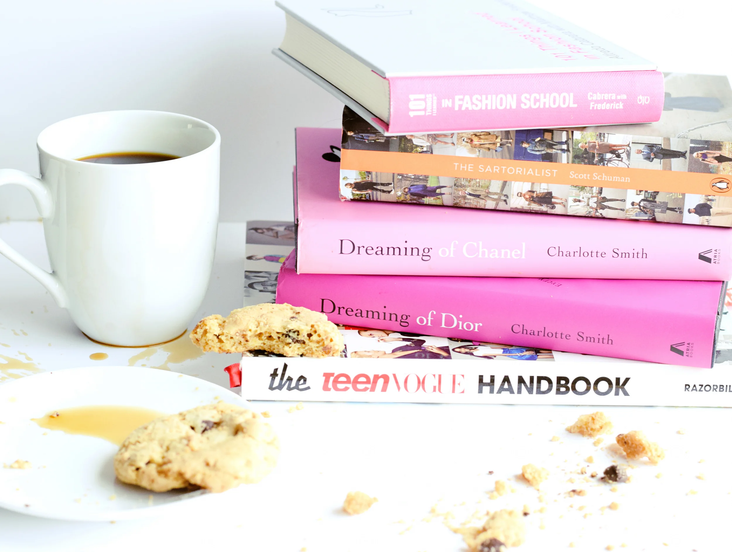 Easy-Read Fashion Books