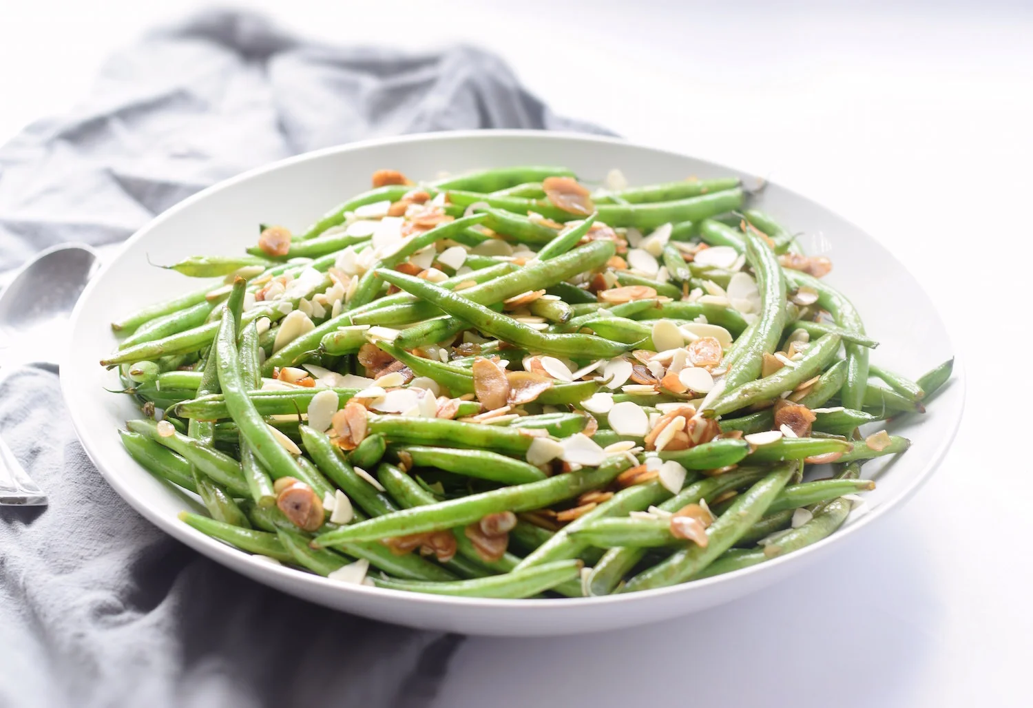 Sautéed Green Beans with Garlic and Almonds Truffles and Trends