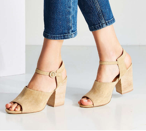 UO Betsy Block Heel