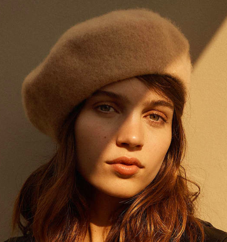 UO Felt Beret