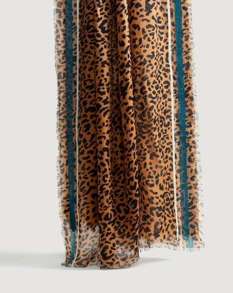Mango leopard scarf