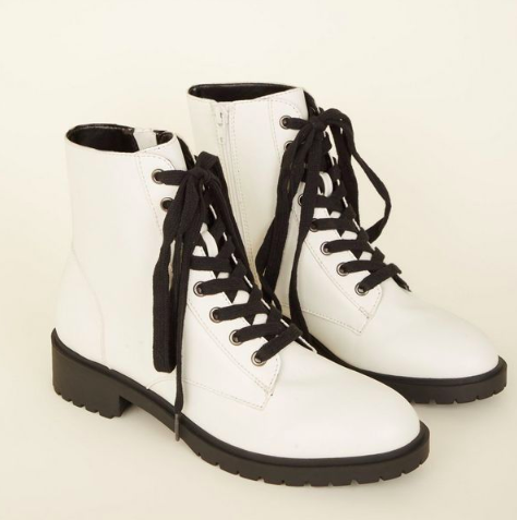 NEW LOOK White Lace Up Chunky Boots