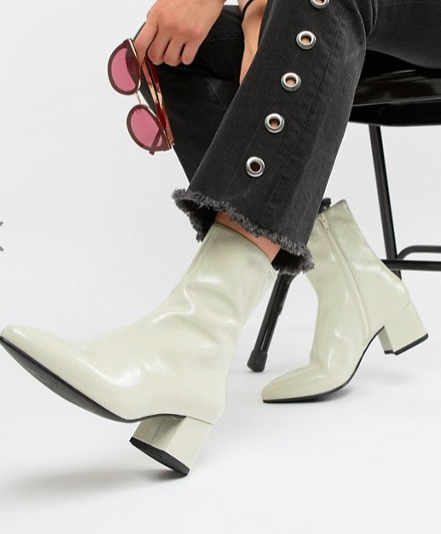Vagabond Mya patent leather off white heeled ankle boot