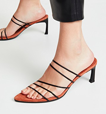 Reike Nen Five Strings Pointed Sandals  