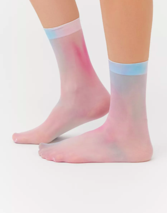 UO Tie-Dye Sheer Ankle Sock