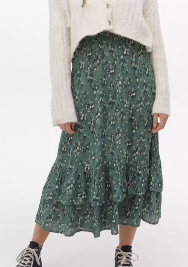 UO Hannah Floral Tiered Midi Skirt
