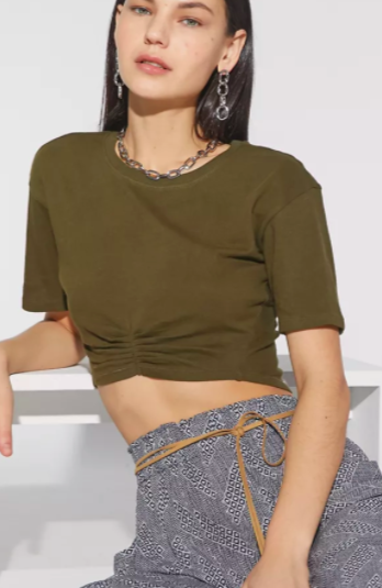 UO Spin Ruched Cropped Tee