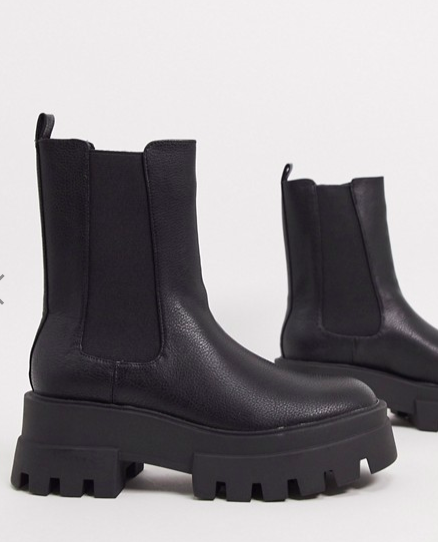Pull&amp;Bear platform chelsea boot with cleated sole in black