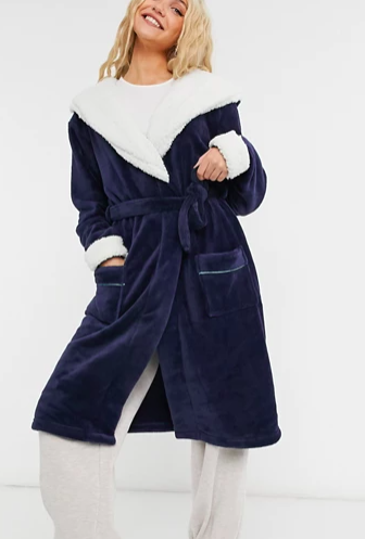 Chelsea Peers fluffy hooded robe in navy